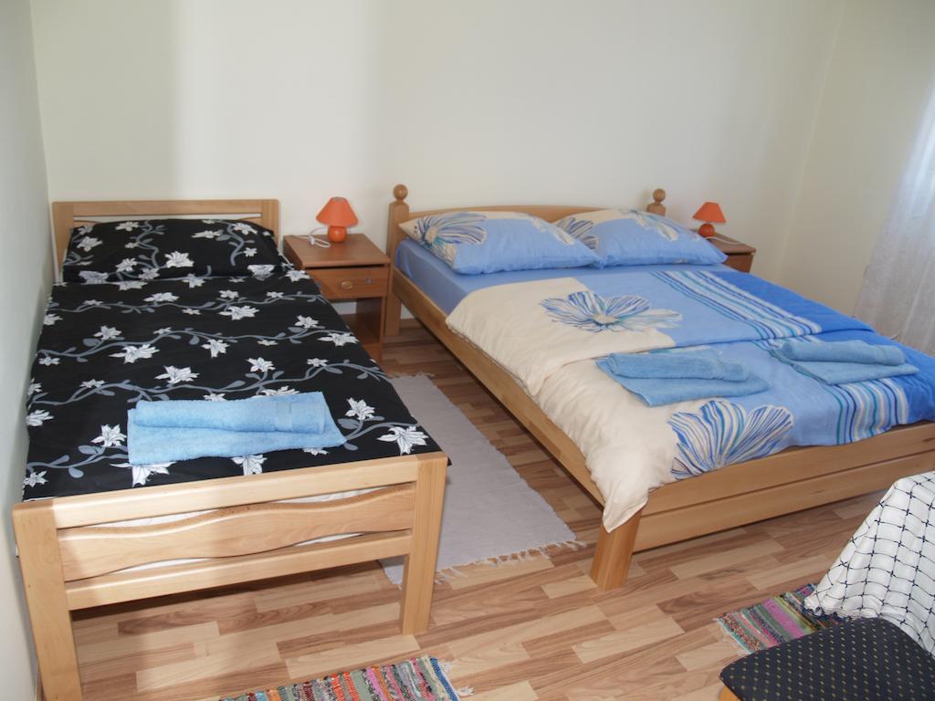 Rooms Zigic Korenica Pokoj fotografie